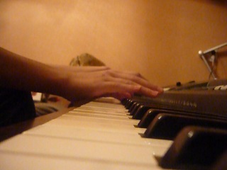 баста- моя игра (на пианино)